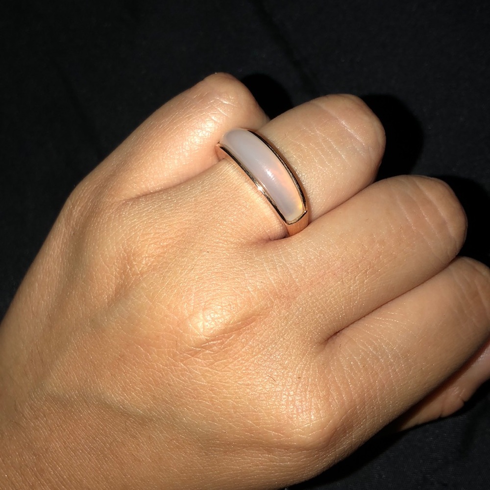 Henri bendel sandstone ring